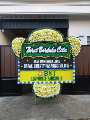 Papan Bunga Duka di Srihardono